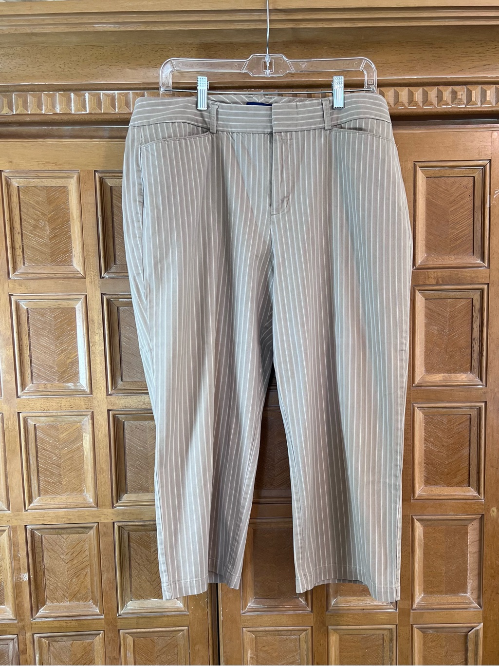 Women’s Tan And White Pinstripe Capris Size 16